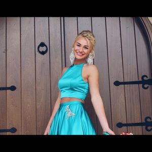 Sherri Hill Size 4 Two Piece Teal Prom Gown